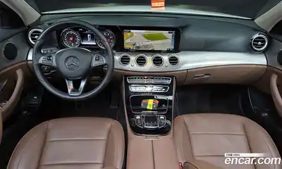 Mercedes-Benz E-Class 2018 2.0 Автомат в Москве № 542187, миниатюра 7