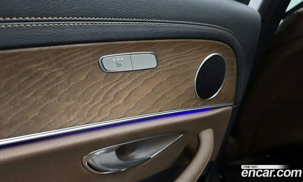 Mercedes-Benz E-Class 2021 2.0 Автомат в Москве № 542894, фото 18