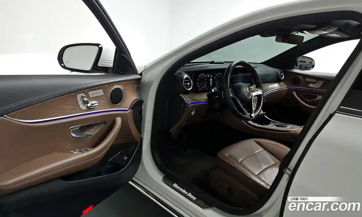 Mercedes-Benz E-Class 2021 2.0 Автомат в Москве № 542894, фото 10