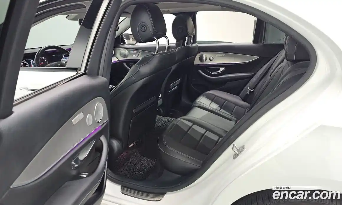 Mercedes-Benz E-Class 2017 2.0 Автомат в Москве № 543135, фото 13