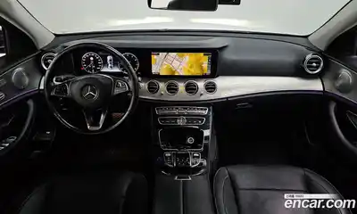Mercedes-Benz E-Class 2017 2.0 Автомат в Москве № 543135, миниатюра 7