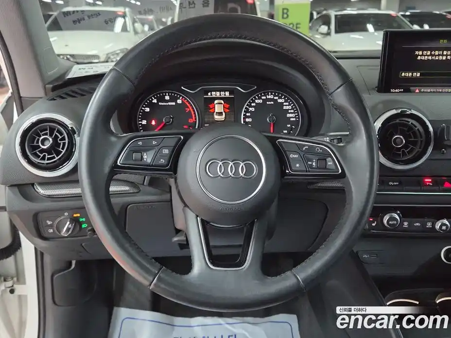 Audi A3 2018 2.0 Автомат в Москве № 544048, фото 11