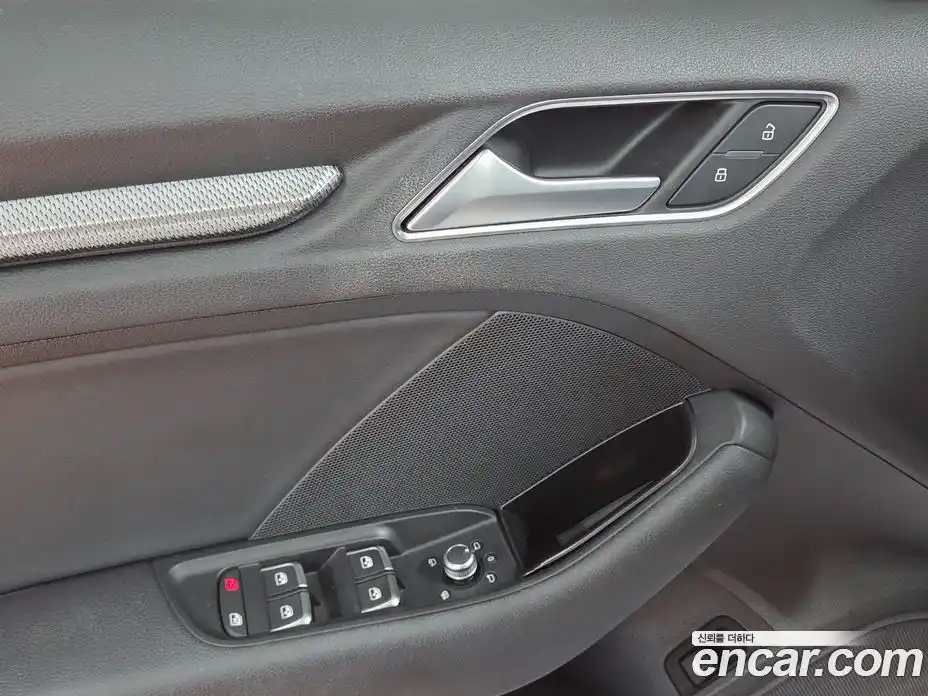 Audi A3 2018 2.0 Автомат в Москве № 544048, фото 17