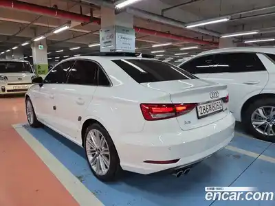 Audi A3 2018 2.0 Автомат в Москве № 544048, миниатюра 2