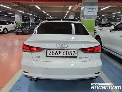 Audi A3 2018 2.0 Автомат в Москве № 544048, миниатюра 4