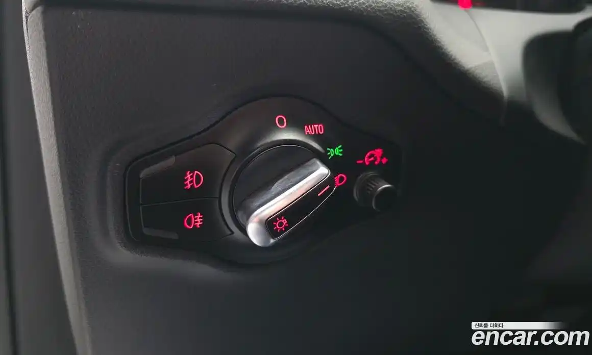 Audi Q5 2011 3.0 Автомат в Москве № 544698, фото 16