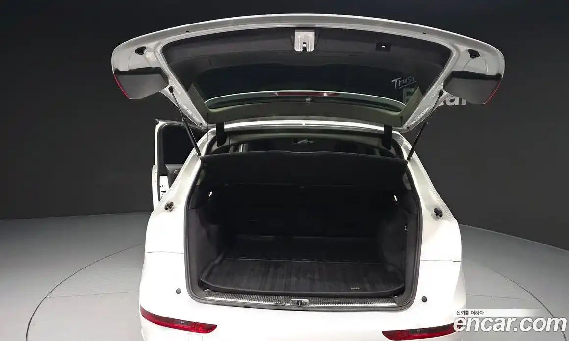 Audi Q5 2011 3.0 Автомат в Москве № 544698, фото 20