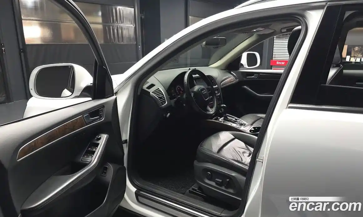 Audi Q5 2011 3.0 Автомат в Москве № 544698, фото 10