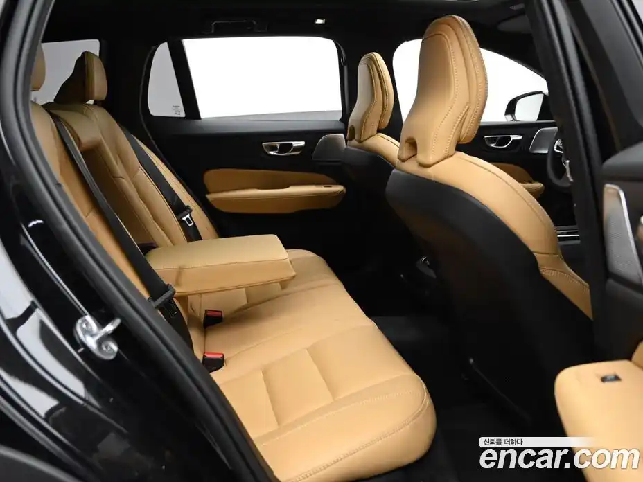 Volvo V60 2024 2.0 Автомат в Москве № 544961, фото 12