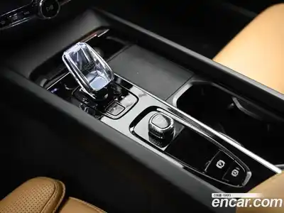 Volvo V60 2024 2.0 Автомат в Москве № 544961, миниатюра 9