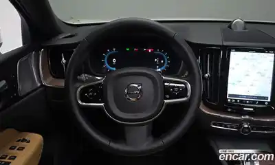 Volvo XC60 2024 2.0 Автомат в Москве № 545048, миниатюра 12