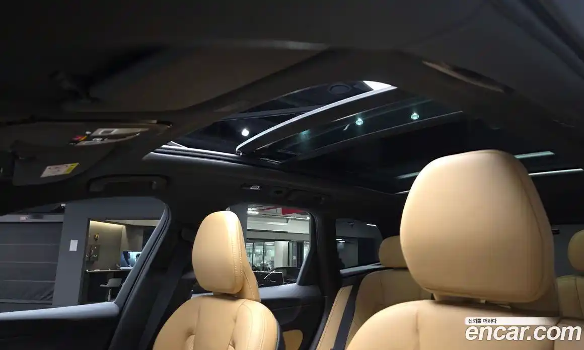 Volvo XC60 2024 2.0 Автомат в Москве № 545048, фото 17