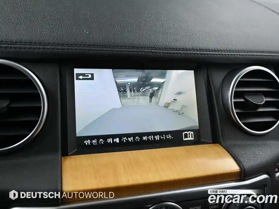 Land Rover Discovery 2015 3.0 Автомат в Москве № 545051, фото 15