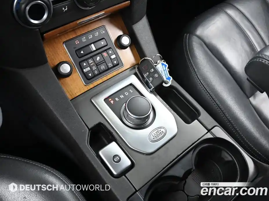 Land Rover Discovery 2015 3.0 Автомат в Москве № 545051, фото 9