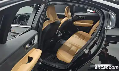 Volvo S60 2022 2.0 Автомат в Москве № 545128, миниатюра 12