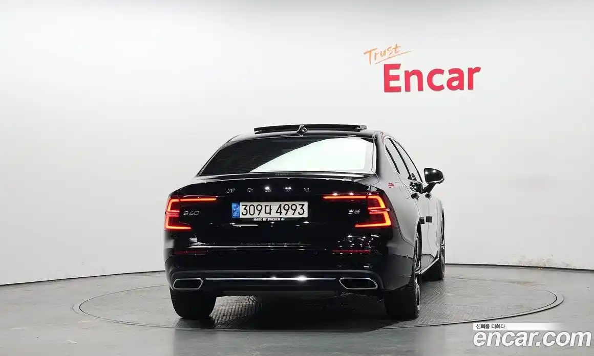 Volvo S60 2022 2.0 Автомат в Москве № 545128, фото 4