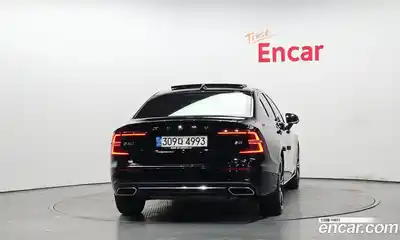 Volvo S60 2022 2.0 Автомат в Москве № 545128, миниатюра 4