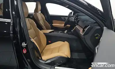 Volvo S60 2022 2.0 Автомат в Москве № 545128, миниатюра 10