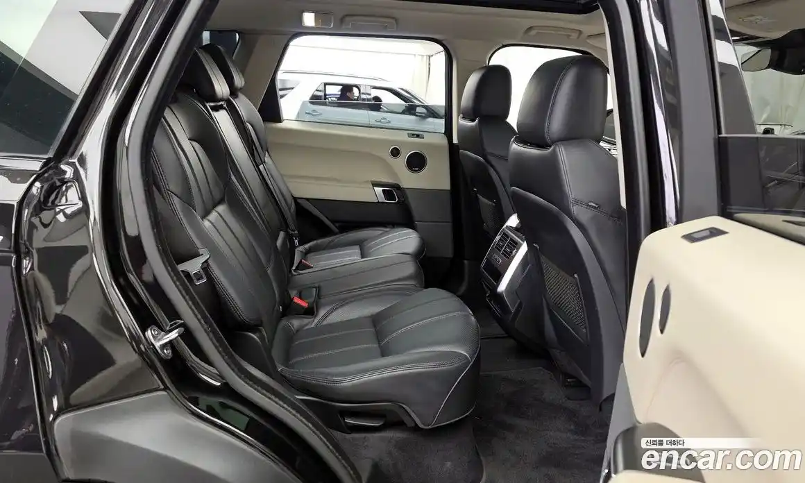 Land Rover Range-Rover Sport 2017 3.0 Автомат в Москве № 546336, фото 12