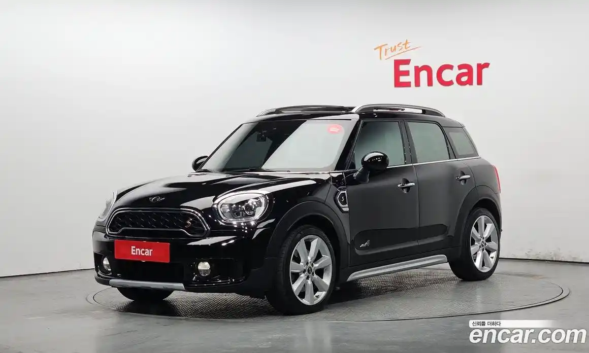 Mini Countryman 2018 2.0 Автомат в Москве № 546590, фото 1