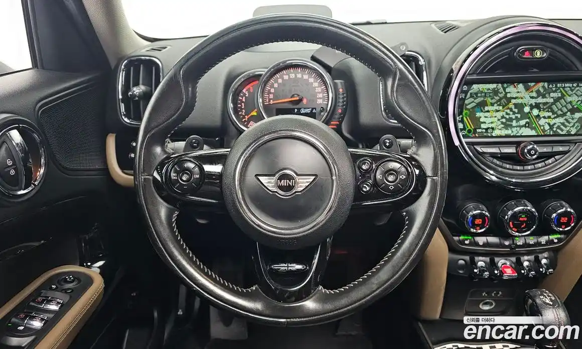 Mini Countryman 2018 2.0 Автомат в Москве № 546590, фото 13