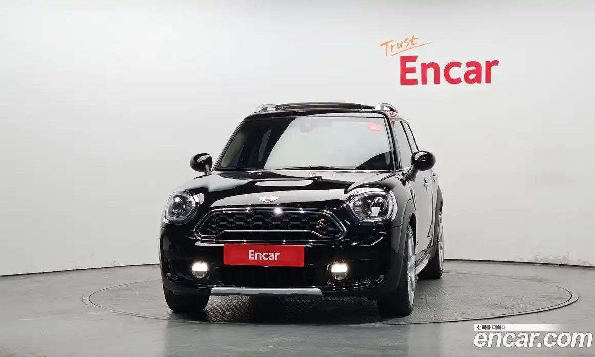 Mini Countryman 2018 2.0 Автомат в Москве № 546590, фото 3