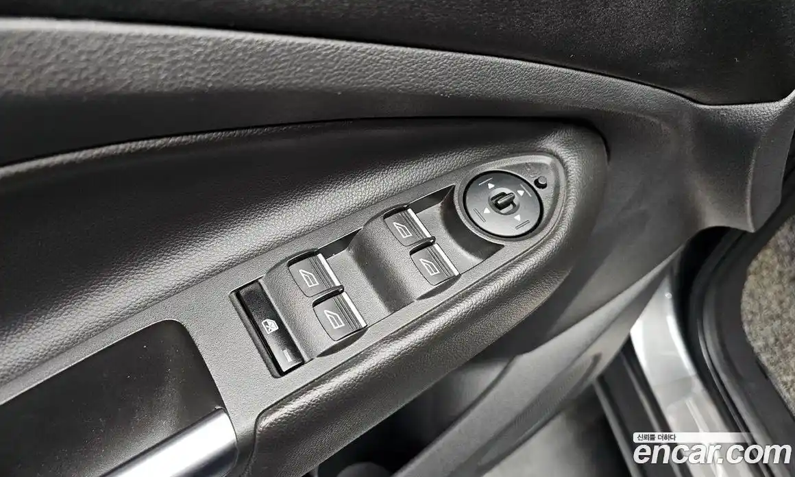 Ford Kuga 2016 2.0 Автомат в Москве № 547059, фото 18