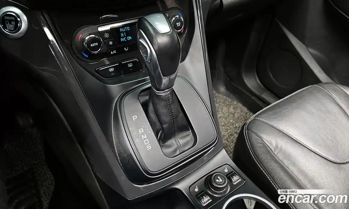 Ford Kuga 2016 2.0 Автомат в Москве № 547059, фото 9