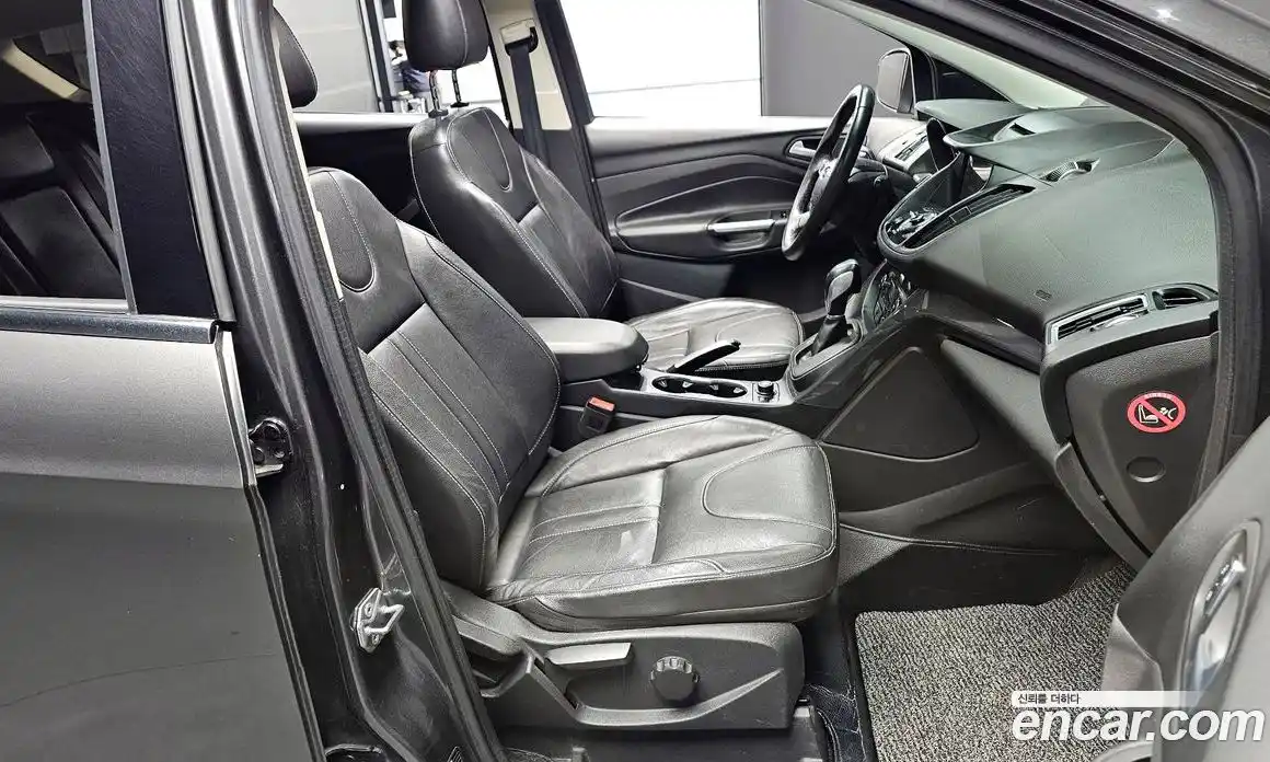 Ford Kuga 2016 2.0 Автомат в Москве № 547059, фото 10