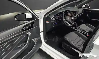 Volkswagen Jetta 2024 1.5 Автомат в Москве № 547184, миниатюра 11