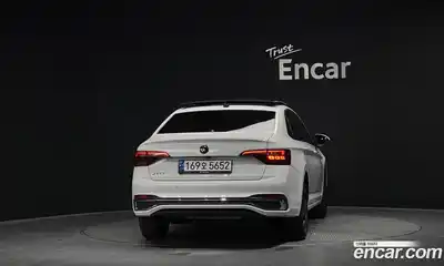 Volkswagen Jetta 2024 1.5 Автомат в Москве № 547184, миниатюра 4