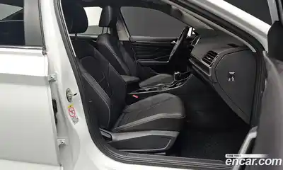 Volkswagen Jetta 2024 1.5 Автомат в Москве № 547184, миниатюра 10