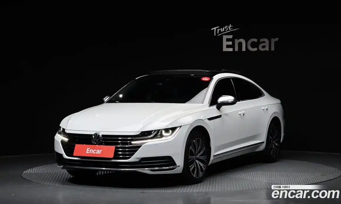 Volkswagen Arteon 2019 2.0 Автомат в Москве № 547328, фото 1