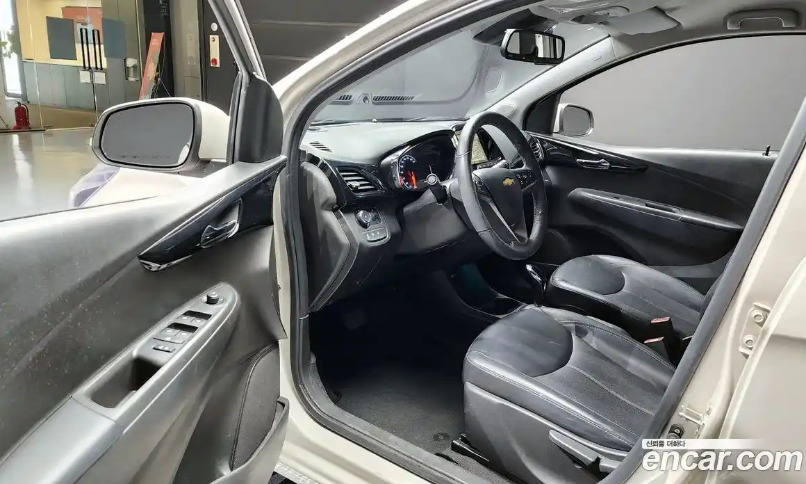 Chevrolet Spark 2018 1.0 Автомат в Москве № 100120, фото 11