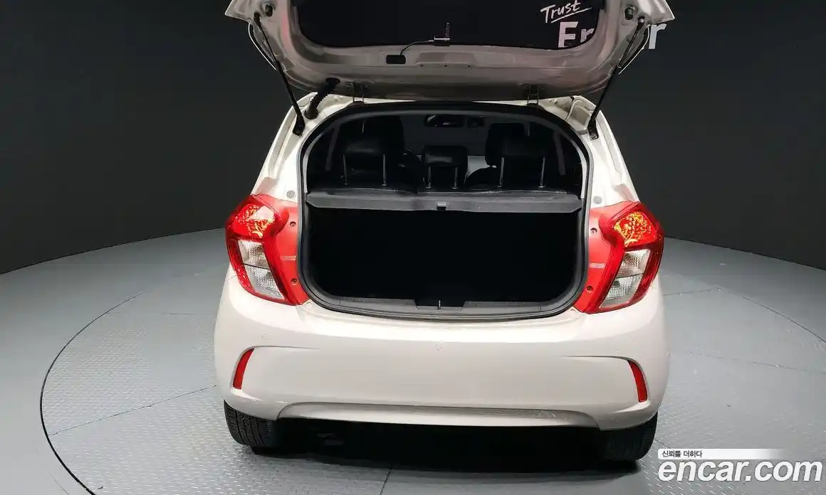 Chevrolet Spark 2018 1.0 Автомат в Москве № 100120, фото 19