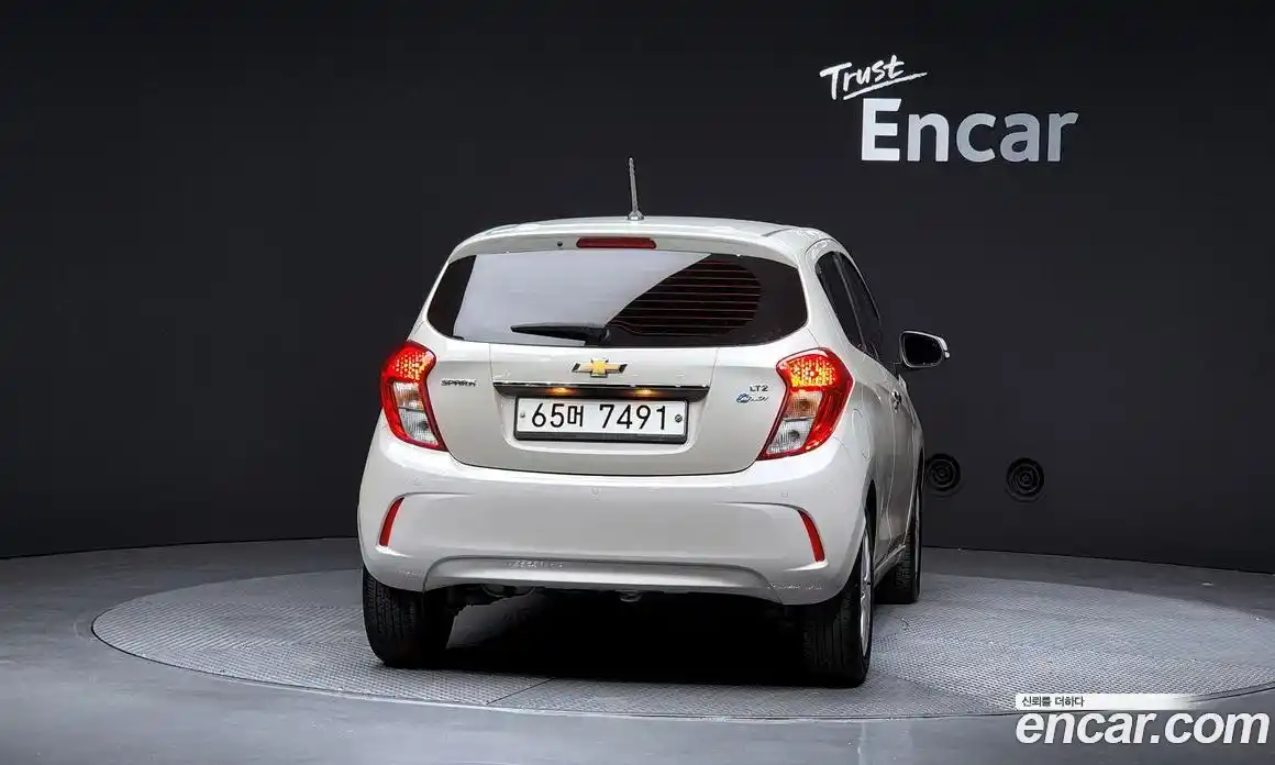 Chevrolet Spark 2018 1.0 Автомат в Москве № 100120, фото 4