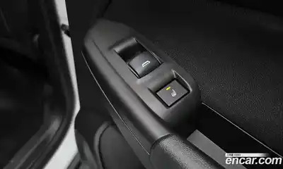 Chevrolet TrailBlazer 2022 1.3 Автомат в Москве № 103232, миниатюра 3