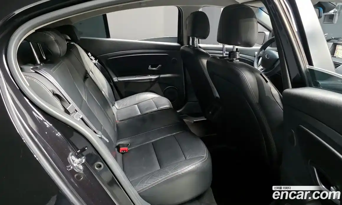 Renault SM3 2011 1.6 Автомат в Москве № 107095, фото 1