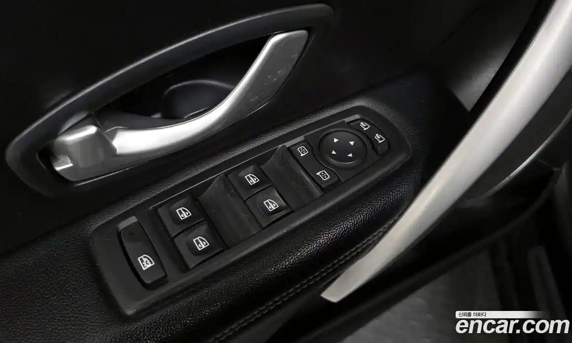 Renault SM3 2011 1.6 Автомат в Москве № 107095, фото 17