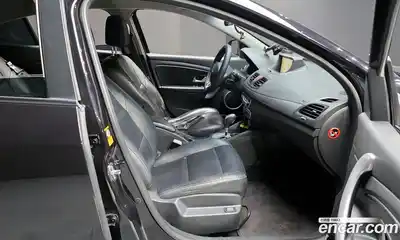 Renault SM3 2011 1.6 Автомат в Москве № 107095, миниатюра 4