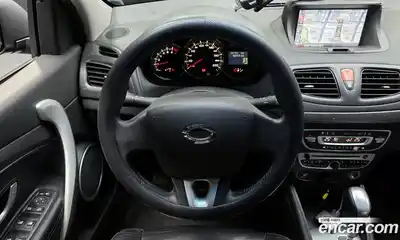 Renault SM3 2011 1.6 Автомат в Москве № 107095, миниатюра 5