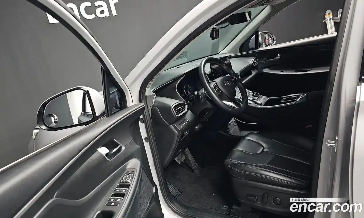 Hyundai Santa Fe 2021 2.5 Автомат в Москве № 108040, фото 13