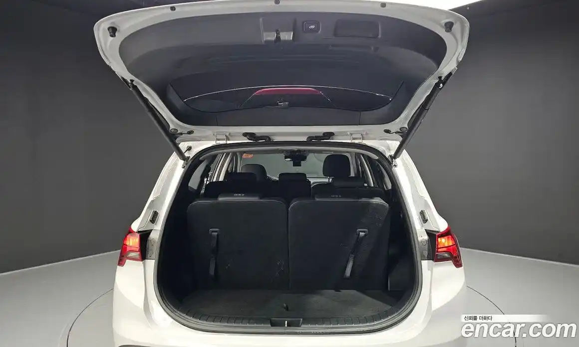 Hyundai Santa Fe 2021 2.5 Автомат в Москве № 108040, фото 9