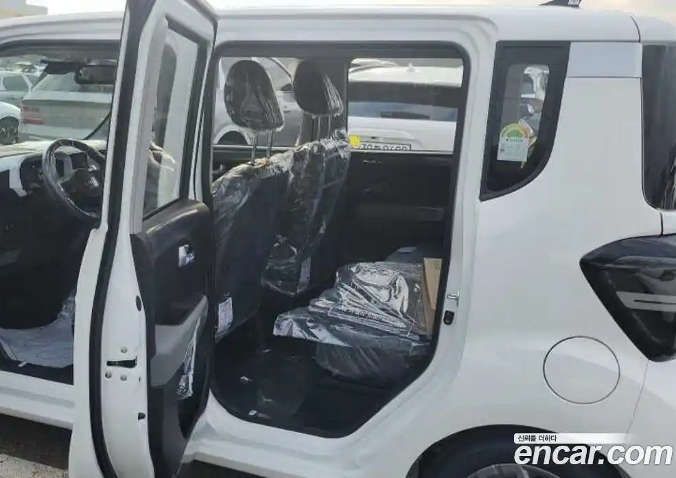 Kia Ray 2026 1.0 Автомат в Москве № 113867, фото 6