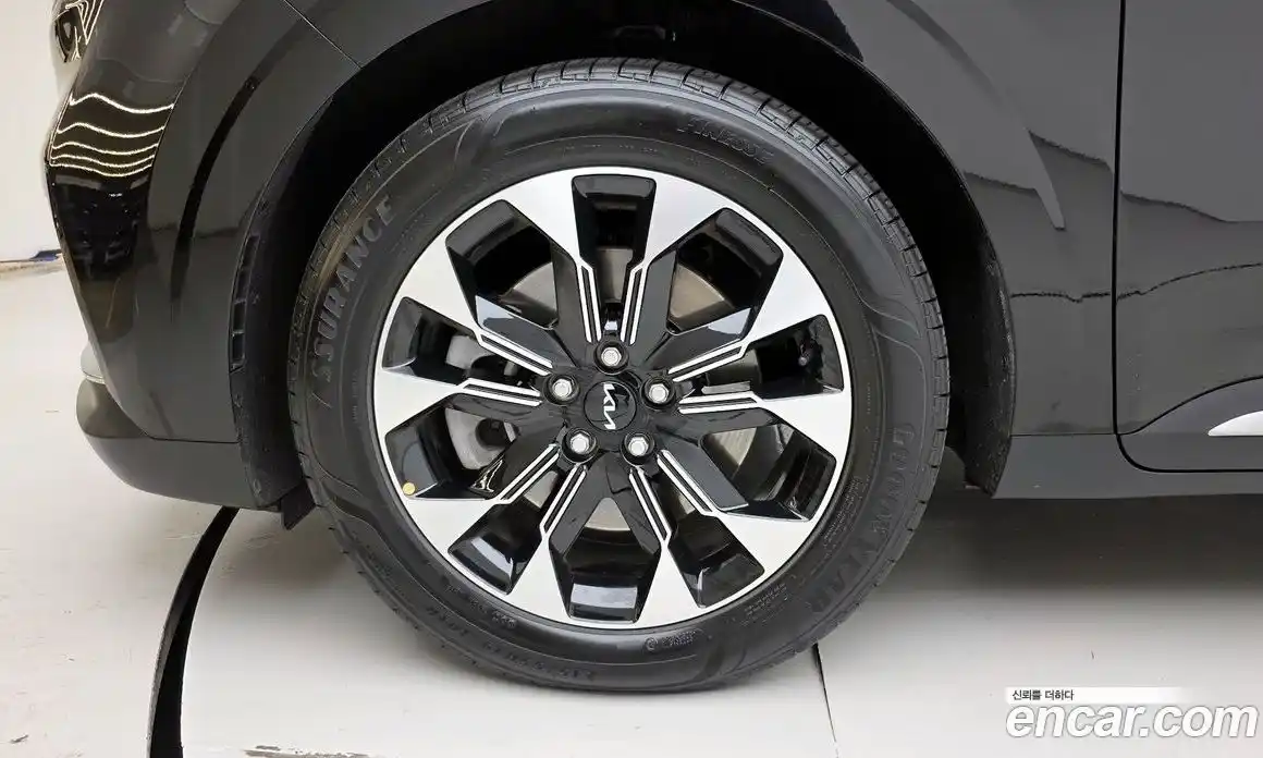 Kia Canival 2023 2.2 Автомат в Москве № 115461, фото 18