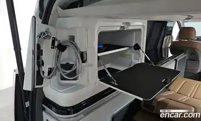 Hyundai Staria, 2023