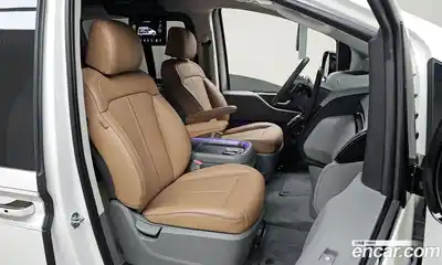 Hyundai Staria 2023 2.2 Автомат в Москве № 119757, миниатюра 10