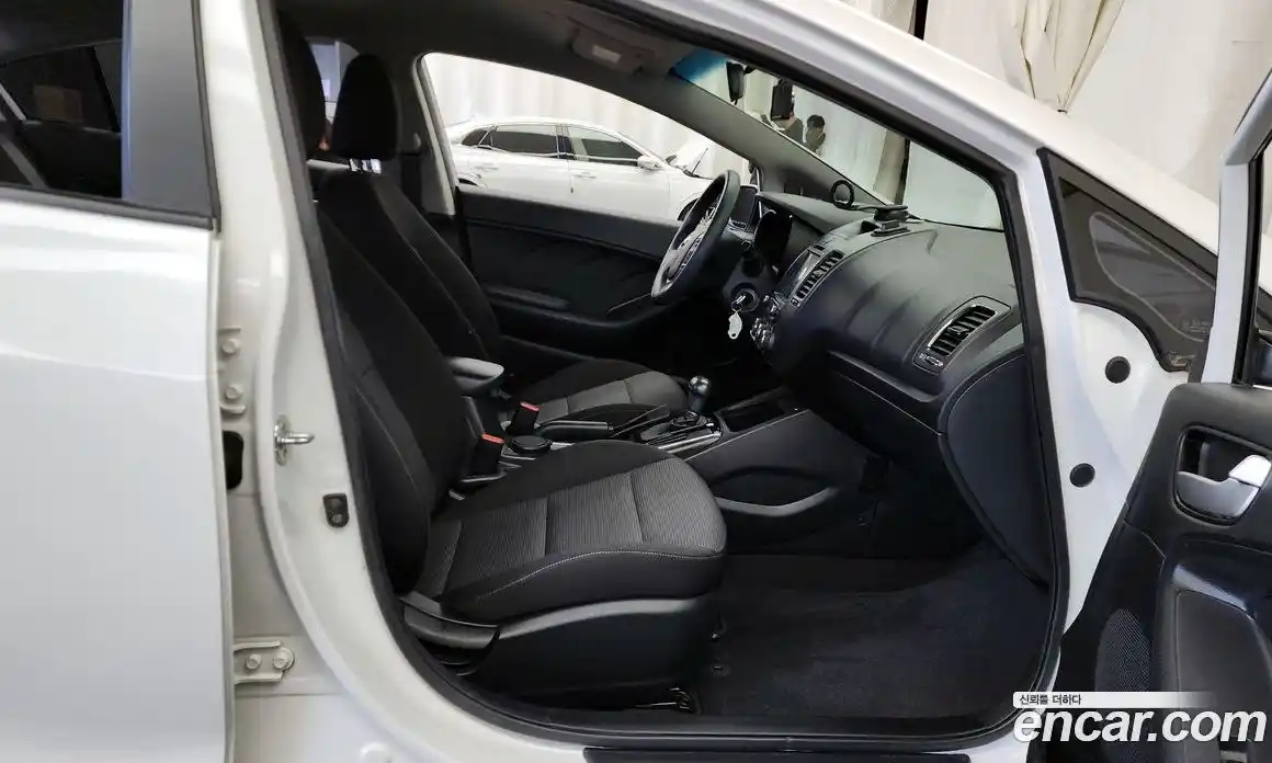 Kia K3 2017 1.6 Автомат в Москве № 121787, фото 17