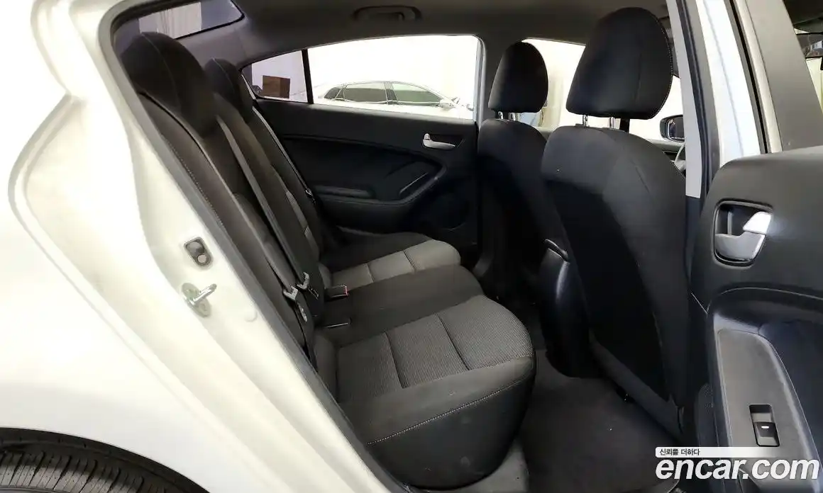 Kia K3 2017 1.6 Автомат в Москве № 121787, фото 6