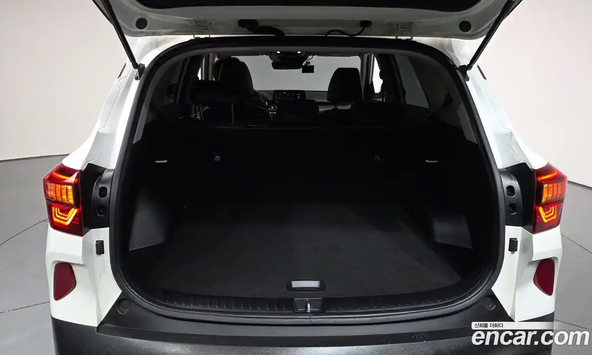 Kia Seltos 2021 1.6 Автомат в Москве № 124501, фото 13